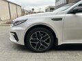 2019 Kia Optima IV Рестайлинг, белый, 1450000 рублей - вид 10