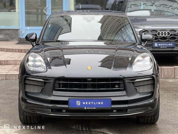2026 Porsche Macan GTS I Рестайлинг 2, чёрный - вид 3