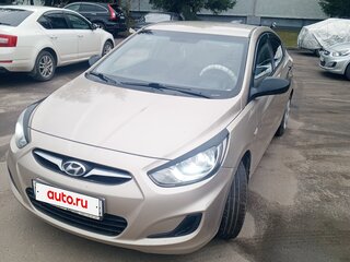 2012 Hyundai Solaris I, бежевый, 840000 рублей, вид 3