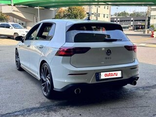 2023 Volkswagen Golf VIII, белый, 2141000 рублей, вид 3