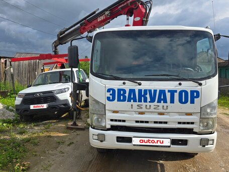 2013 Isuzu Elf (N-series), белый, 4500000 рублей, вид 1