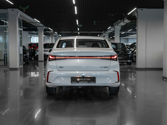 2025 BAIC U5 Plus, белый, 2480000 рублей - вид 5