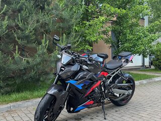2025 BMW M 1000 R, чёрный, 2600000 рублей, вид 4