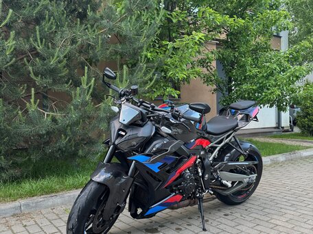 2025 BMW M 1000 R, чёрный, 2600000 рублей, вид 4