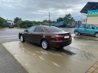 2017 Toyota Camry VII (XV50) Рестайлинг 2, коричневый, 1800000 рублей, вид 5