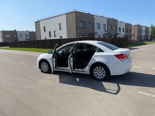 2013 Chevrolet Cruze I Рестайлинг, белый, 635000 рублей, вид 5