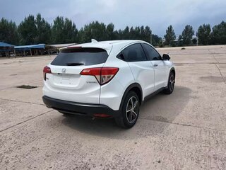 2022 Honda Vezel I Рестайлинг, белый, 1399000 рублей, вид 4