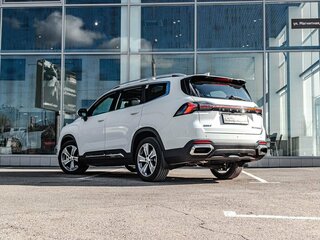2024 Geely Okavango I Рестайлинг, белый, 3656061 рублей, вид 2