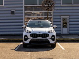 2021 Kia Sportage IV Рестайлинг, белый, 2535000 рублей, вид 2
