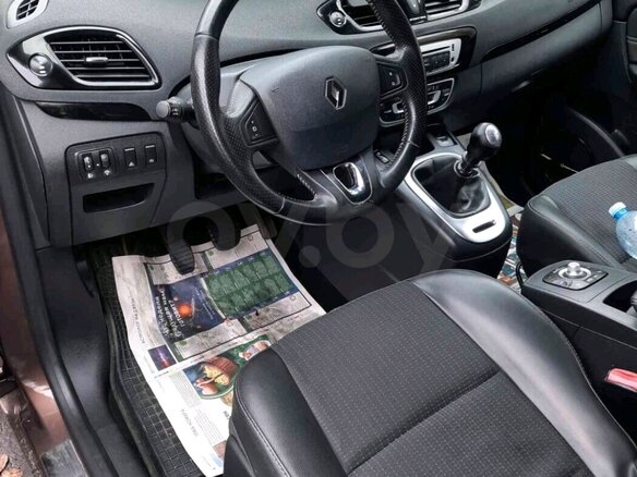2013 Renault Scenic Grand III Рестайлинг, коричневый, 999000 рублей - вид 14