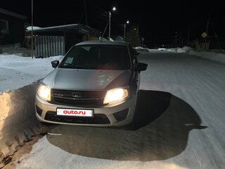2015 Lada (ВАЗ) Granta I, серебристый, 385000 рублей, вид 2