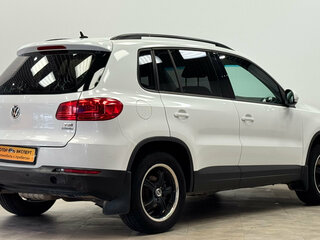 2014 Volkswagen Tiguan I Рестайлинг, белый, 850000 рублей, вид 4
