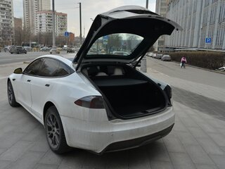 2022 Tesla Model S Long Range I Рестайлинг 2, белый, 7000000 рублей, вид 3