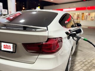 2019 BMW 3 серии Gran Turismo 320d xDrive VI (F3x) Рестайлинг, белый, 3200000 рублей, вид 4