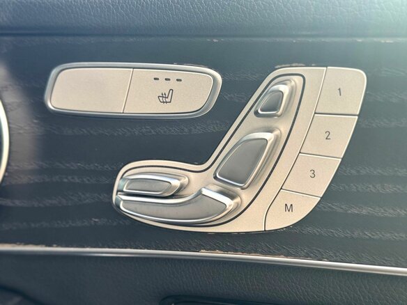 2018 Mercedes-Benz GLC 300 I (X253), чёрный, 3240000 рублей - вид 31
