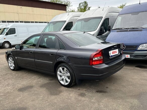 2001 Volvo S80 I, чёрный, 1200000 рублей - вид 1