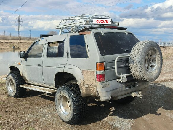 1991 Nissan Terrano I, серый, 400000 рублей - вид 7