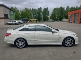 2012 Mercedes-Benz E-Класс 250 7G-Tronic IV (W212, S212, C207), белый, 1700000 рублей, вид 2