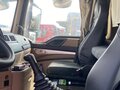 2024 Sinotruk Howo ZZ3327, красный - вид 4