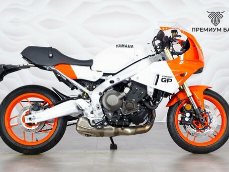 2024 Yamaha XSR900, красный, 1199000 рублей, вид 1