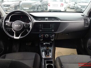 2021 Kia Rio IV Рестайлинг, белый, 1104150 рублей, вид 5