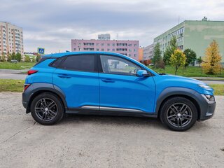 2022 Hyundai Kona I Рестайлинг, синий, 2290000 рублей, вид 4