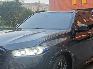 2020 BMW X5 M50i IV (G05/G18), зелёный, 6650000 рублей, вид 1