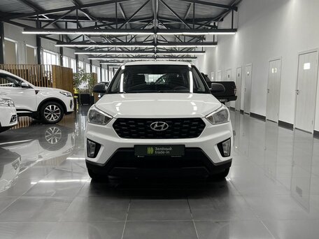 2021 Hyundai Creta I Рестайлинг, белый, 1815000 рублей, вид 3