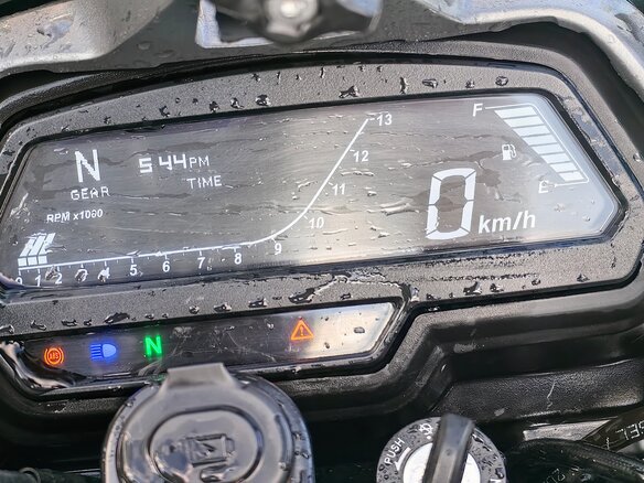 2024 Bajaj Dominar 400, чёрный, 360000 рублей - вид 12