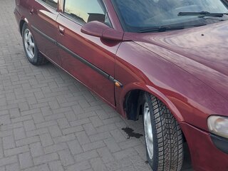 1998 Opel Vectra B, красный, 215000 рублей, вид 2