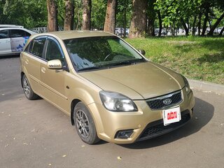 2009 Kia Rio II, бежевый, 520000 рублей, вид 2