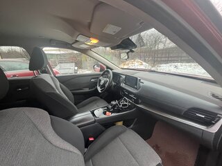 2022 Nissan Rogue III, красный, 1650000 рублей, вид 4