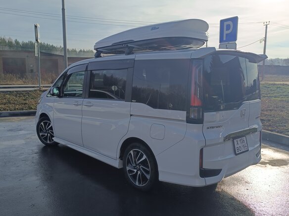 2019 Honda Stepwgn Spada V Рестайлинг, белый, 2550000 рублей - вид 7