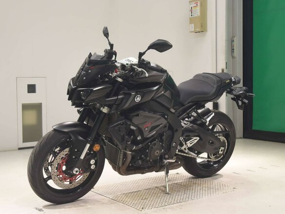 2019 Yamaha MT-10, чёрный, 1277000 рублей - вид 3
