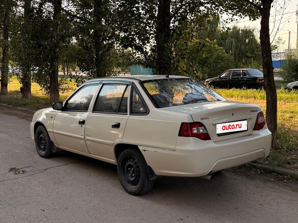 2012 Daewoo Nexia I Рестайлинг, белый, 160000 рублей - вид 1