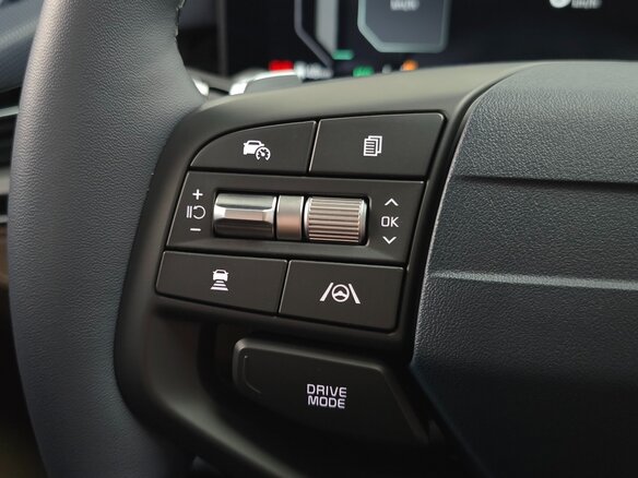 2026 Kia Niro II Рестайлинг, белый, 3218999 рублей - вид 10