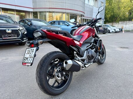 2018 Honda NC 750S, красный, 830000 рублей, вид 3