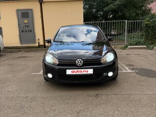 2011 Volkswagen Golf VI, чёрный, 999999 рублей, вид 2