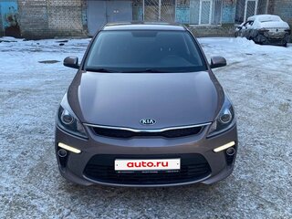 2020 Kia Rio IV, коричневый, 1650000 рублей, вид 2