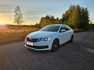 2018 Skoda Octavia III (A7) Рестайлинг, белый, 1259000 рублей, вид 1