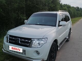 2013 Mitsubishi Pajero IV Рестайлинг 1, белый, 2050000 рублей, вид 2