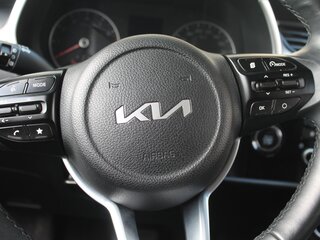 2021 Kia Rio X IV Рестайлинг, серый, 2100000 рублей, вид 4