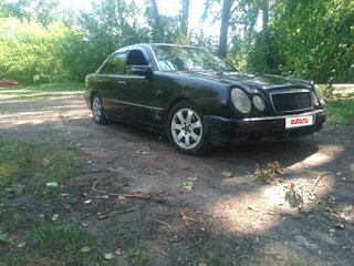 1995 Mercedes-Benz E-Класс 230 II (W210, S210), синий, 260000 рублей, вид 2