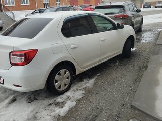 2015 Renault Logan II, белый, 690000 рублей, вид 2