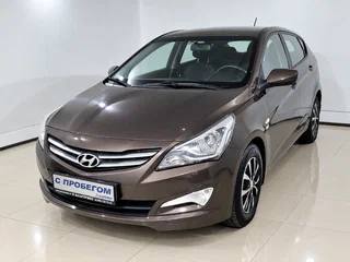 2016 Hyundai Solaris I Рестайлинг, коричневый, 855000 рублей, вид 1