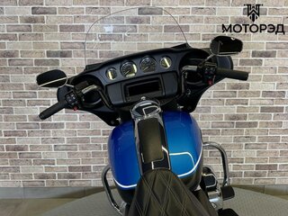 2017 Harley-Davidson Electra Glide Revival, синий, 2055000 рублей, вид 5