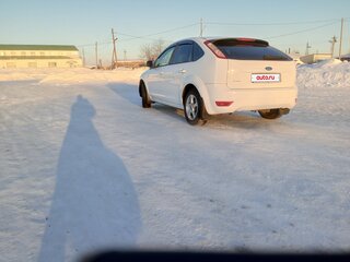 2011 Ford Focus II Рестайлинг, белый, 650000 рублей, вид 5