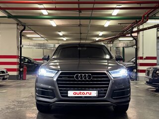 2015 Audi Q7 II (4M), серый, 2700000 рублей, вид 3