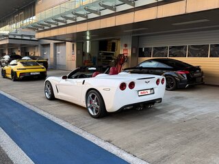 2007 Chevrolet Corvette C6, белый, 6000000 рублей, вид 3