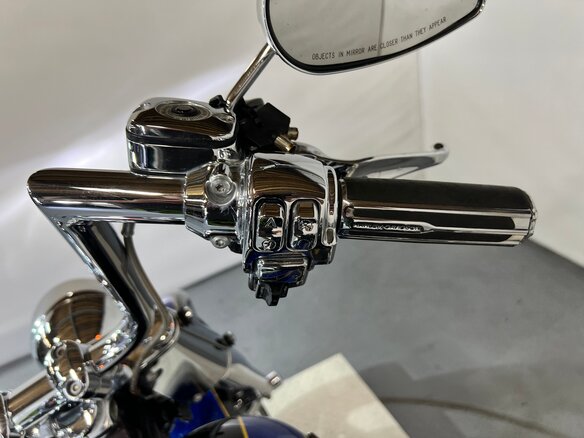 2011 Harley-Davidson Softail Custom, синий, 980000 рублей - вид 22